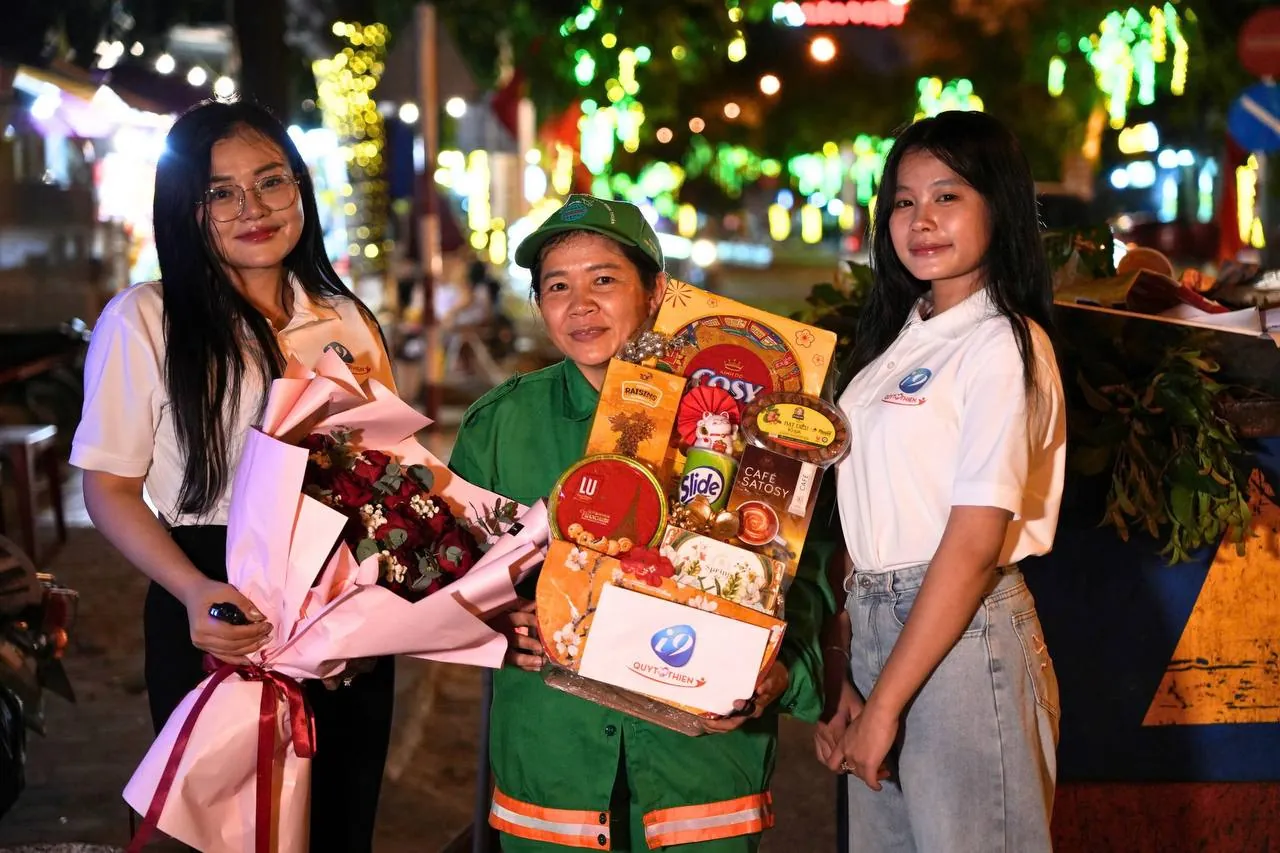 Biểu tượng hỗ trợ chuyên nghiệp và phản hồi nhanh chóng của S66